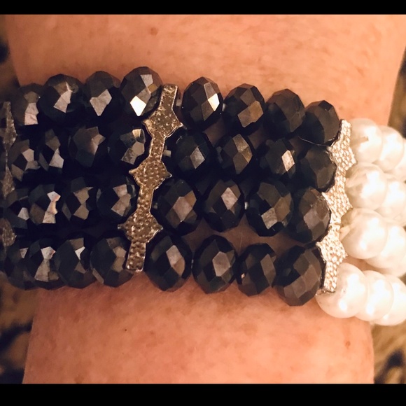 PEARL & JET BRACELET MULTI LAYER STRETCH  LUNA Beaded  NEW CONDITION - Picture 12 of 12